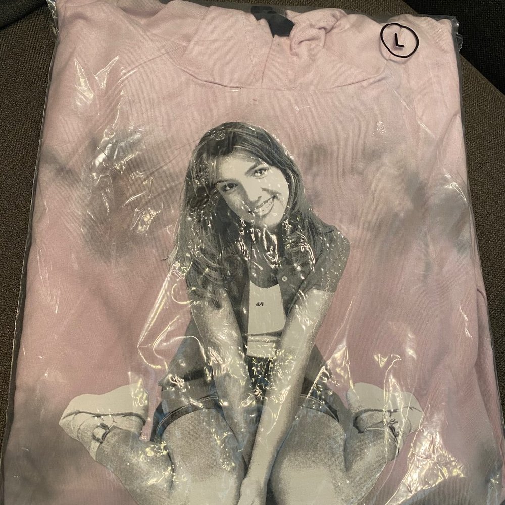 BRITNEY SPEARS LOOT CRATE HOODIE SWEATSHIRT L NEW
